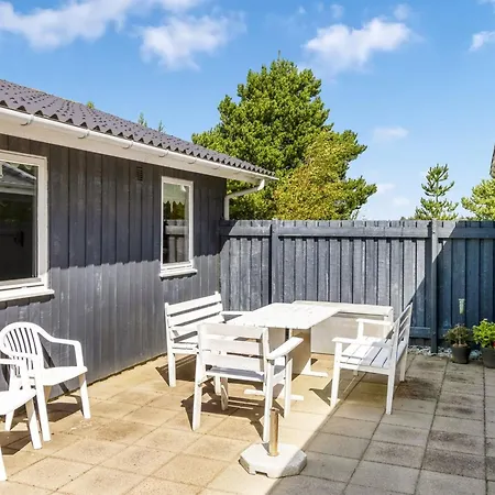 Fiallar - 3-2km From The Sea By Interhome Kongsmark