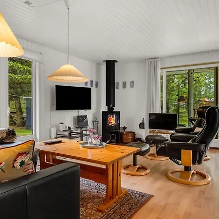 Σπίτι διακοπών Fiallar - 3-2km From The Sea By Interhome *